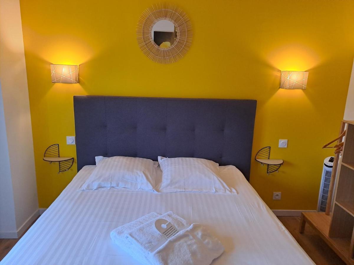 Hotel L'Auberge Canaulaise Lacanau Buitenkant foto