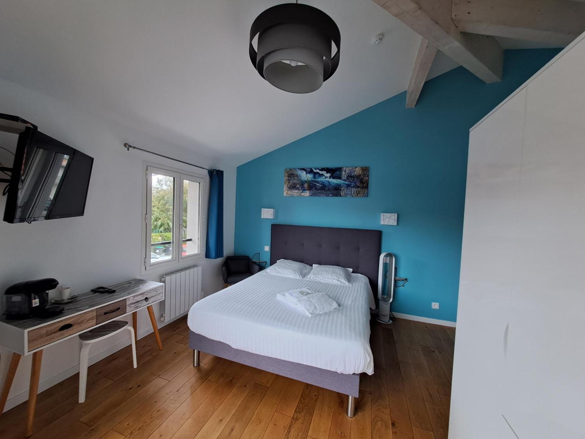 Hotel L'Auberge Canaulaise Lacanau Buitenkant foto